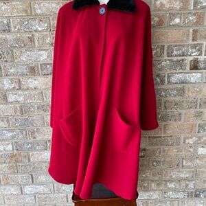 Ladies Red Cape/Coat/Poncho with a Black Fake Fur Color.